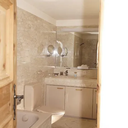 Chasa Melchior Lägenhet