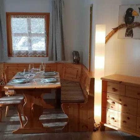 Chasa Melchior Apartment *
